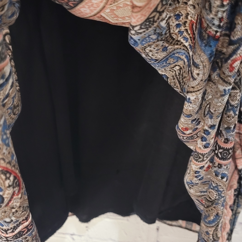 LAVISH Floral Print Flowy Short Sleeve Lined Top Size Large - Picture 4 of 7
